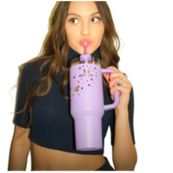 Olivia Rodrigo Stanley With OR Signature Straw Cover *limited edition* NIB - Picture 6 of 6